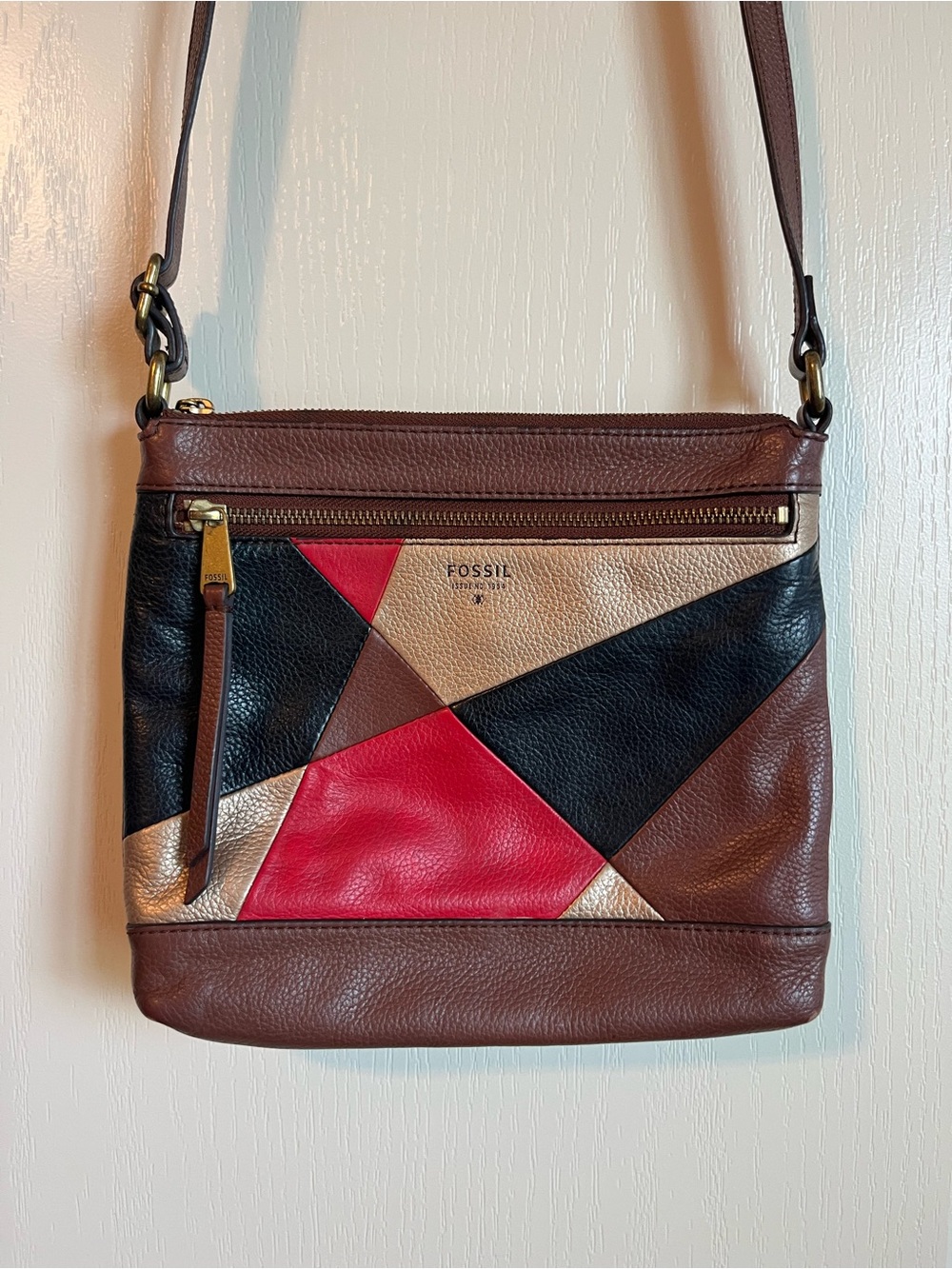 Fossil Multicolor Geometric Leather Crossbody — Brown, Black, Red, Gold